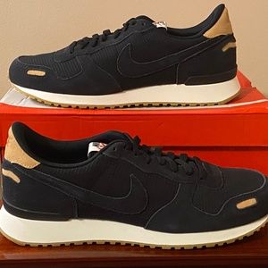 Nike Air Vortex Black/Gold Sneakers Size 11- New with Box